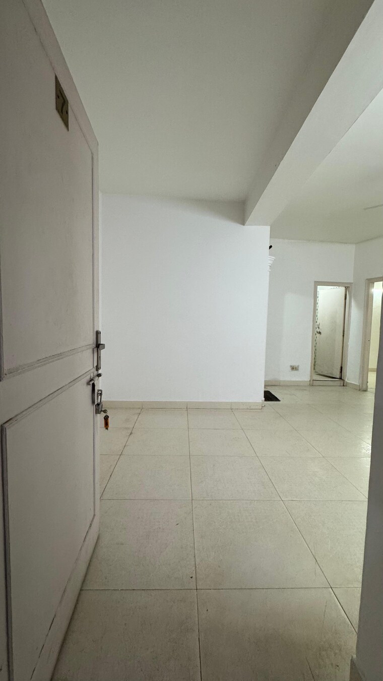 Master Bedroom, chattarpur 2 Bedroom 850 Sq.Ft. Apartment In Chattarpur Delhi 9639930