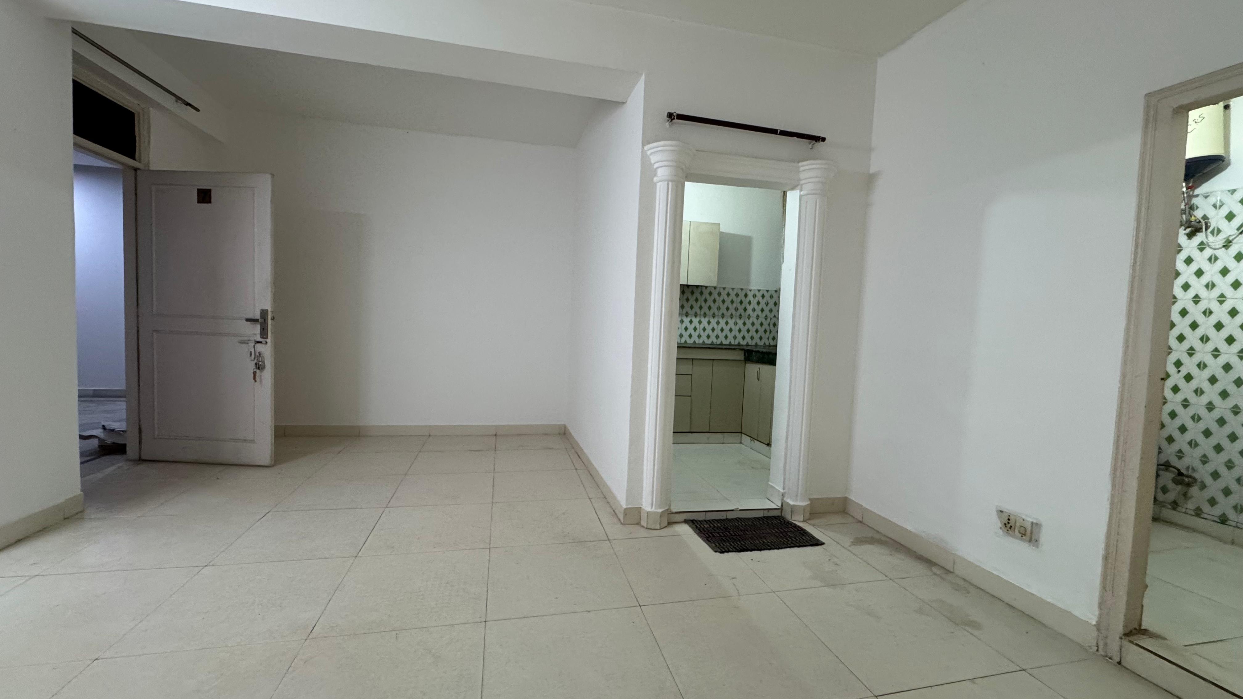 2 BHK + Servant Room Apartment For Rent in Chhatarpur Village 