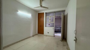 Room in 2 BHK Apartment at Chattarpur – for Rent