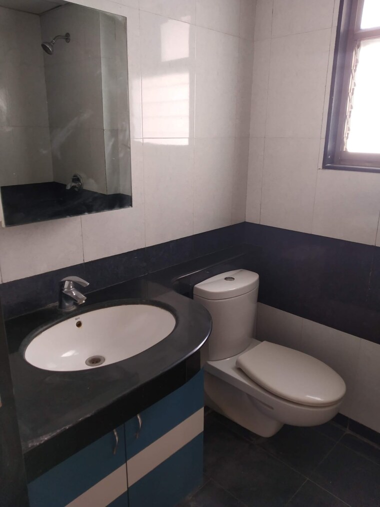 Attached Bathroom, paranjape-blue-ridge 3 Bedroom 1729 Sq.Ft. Apartment In Hinjewadi Pune 9639918