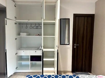 Furnished Amenities in 1 BHK Apartment at Hiranandani Regent Hill, Powai – for Rent