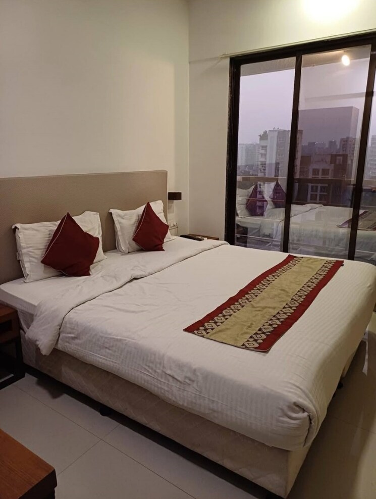 Bedroom, kanakia-paris 2 Bedroom 795 Sq.Ft. Apartment In Bandra East Mumbai 9640053
