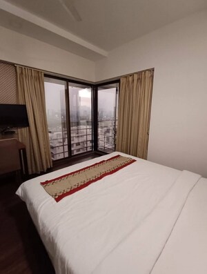 Bedroom in 2 BHK Apartment at Kanakia Paris, Bandra East – for Rent