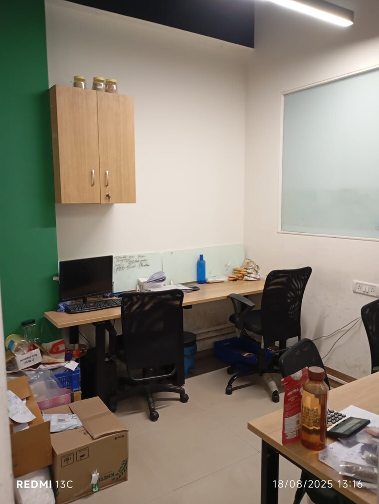 Team Area, akshar-business-park Commercial Office Space 2410 Sq.Ft. In Vashi Sector 19f Navi Mumbai 9640052