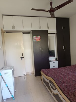 Bathroom in 2 BHK Apartment at Kumar Primavera, Wadgaon Sheri – for Rent
