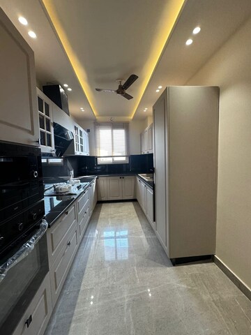 Staircase in 3 BHK Builder Floor at Smart World Orchard, Sector 61 – for Rent