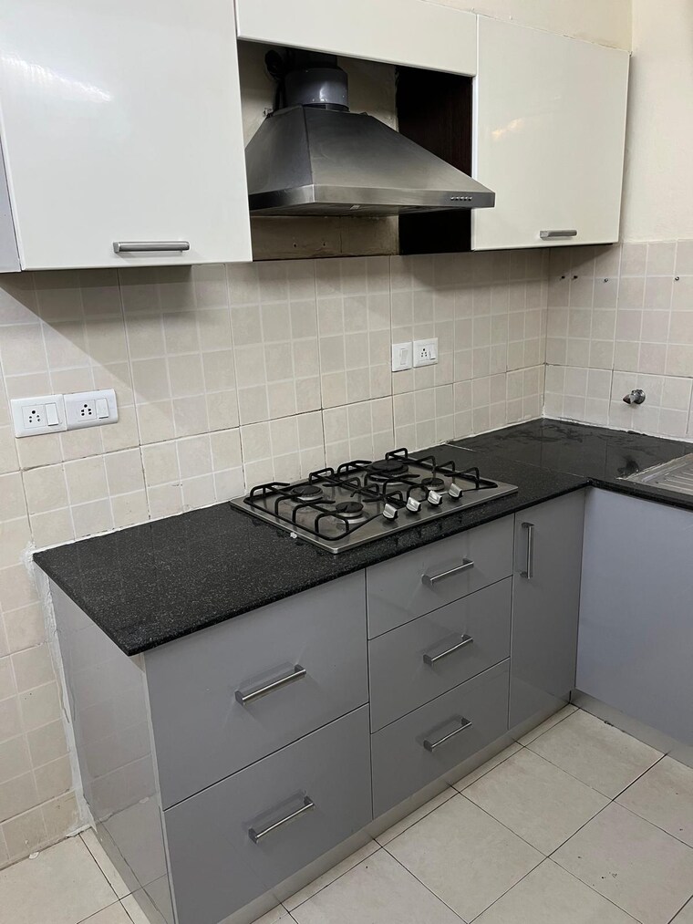 Kitchen, ansal-api-esencia 3 Bedroom 1650 Sq.Ft. Builder Floor In Sector 67 Gurgaon 9640146