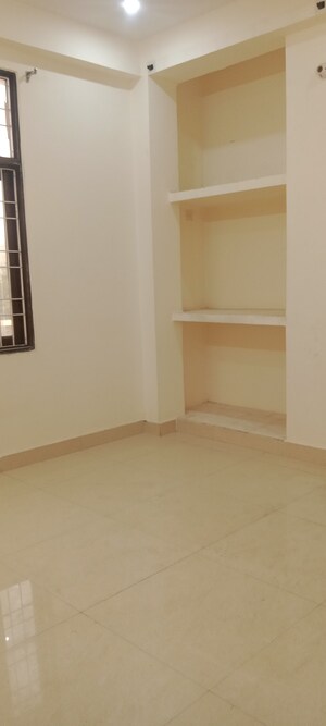 Room in 2 BHK Builder Floor at Saket – for Rent