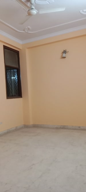 2 BHK Builder Floor For Rent in Saket