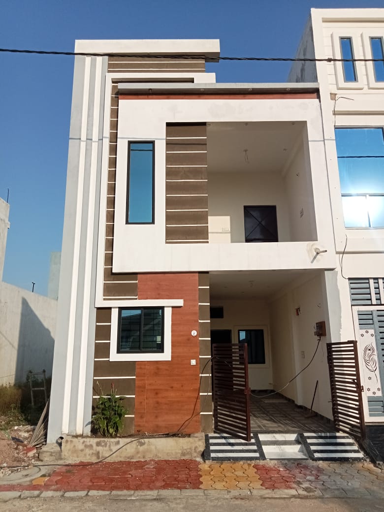 1 BHK + Extra Room Independent House For Sale in Red Wood Park 