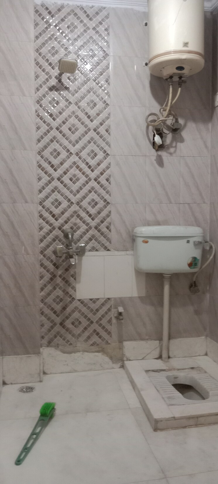 Bathroom, saket 2 Bedroom 850 Sq.Ft. Builder Floor In Saket Delhi 9640203