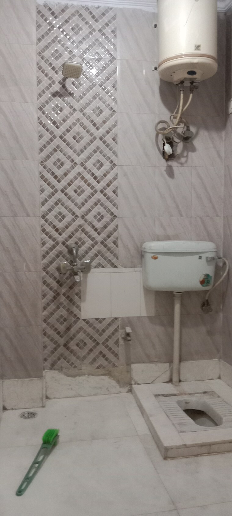 Bathroom, saket 2 Bedroom 850 Sq.Ft. Builder Floor In Saket Delhi 9640203