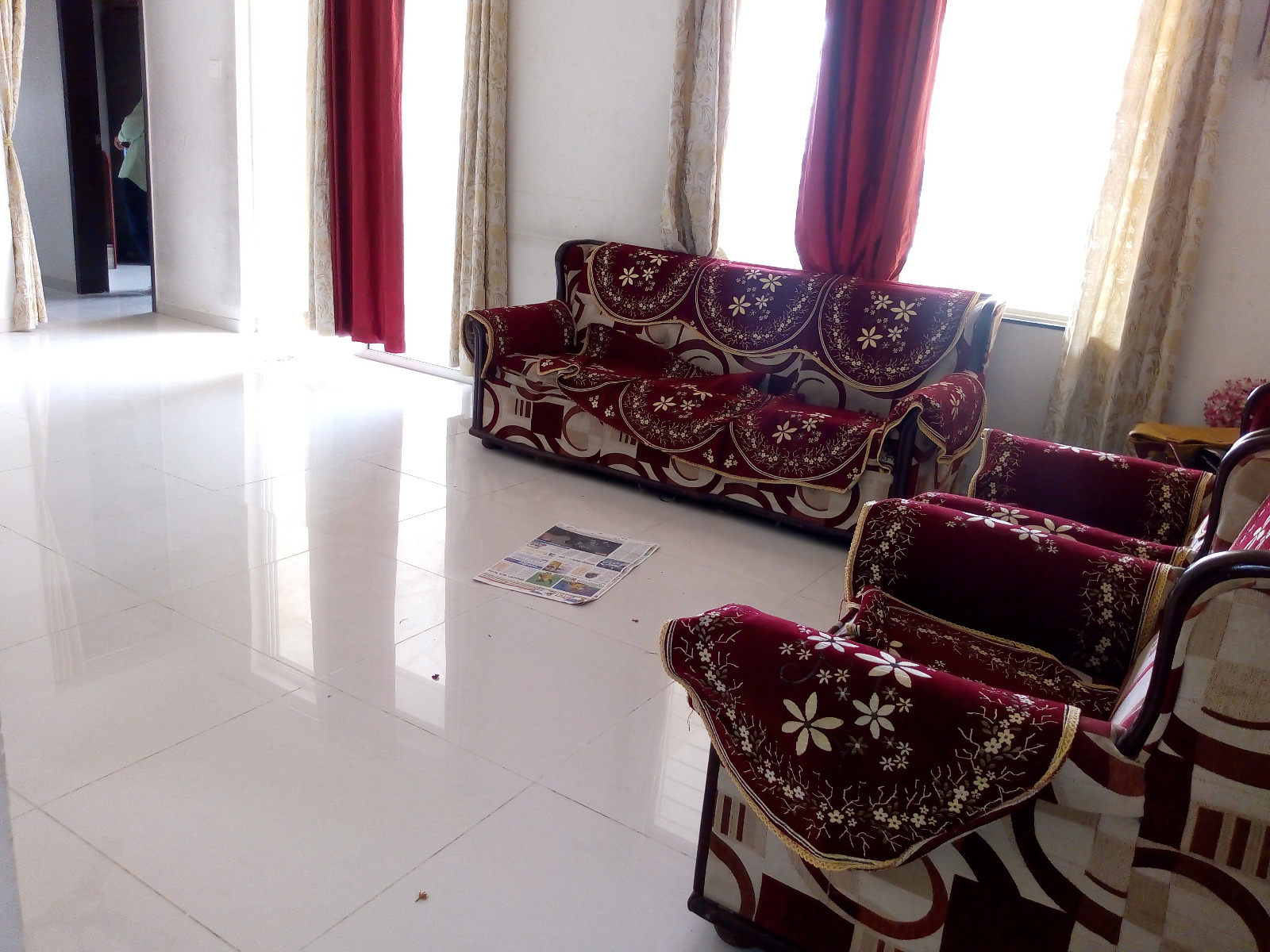 3 BHK + Servant Room Apartment For Rent in Sinhagad Road