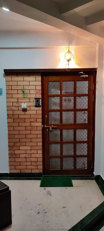 Room in 2 BHK Apartment at Mowa – for Sale