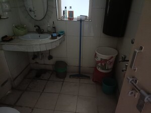 Bathroom in 3 BHK Apartment at Sector 3 Dwarka – for Rent