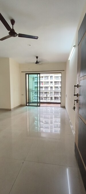 Room in 2 BHK Apartment at Swaraj Imperial, Kharghar – for Sale