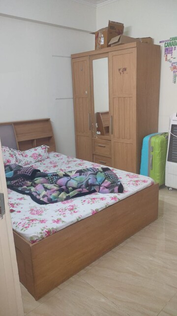 Bedroom in 3 BHK Apartment at Gaur City 7th Avenue, Sector 4 Greater Noida – for Rent