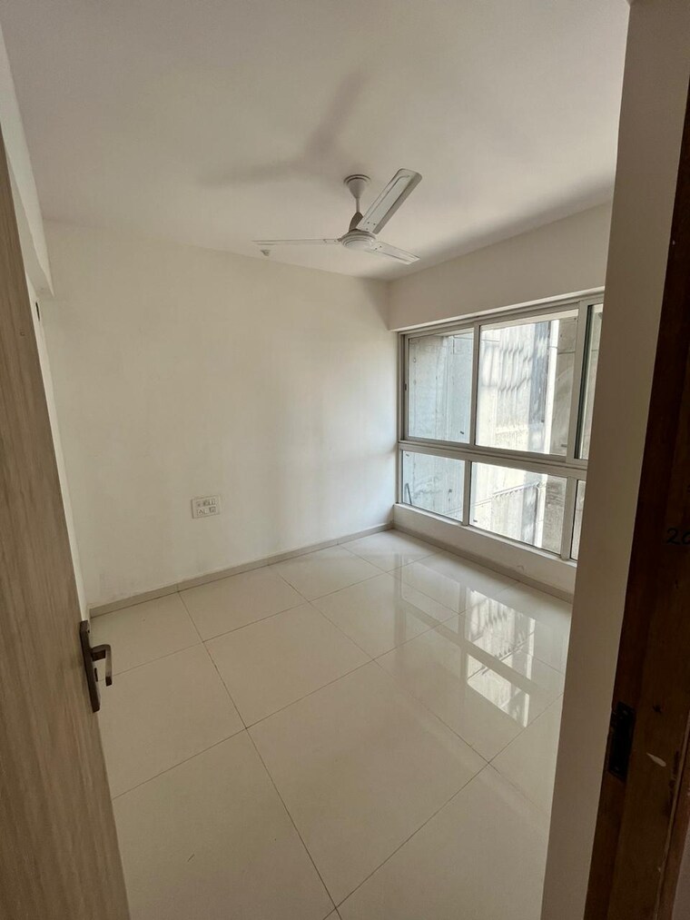 Room, newlook-bhavya-elite 1 Bedroom 335 Sq.Ft. Apartment In Wadala Mumbai 9640327