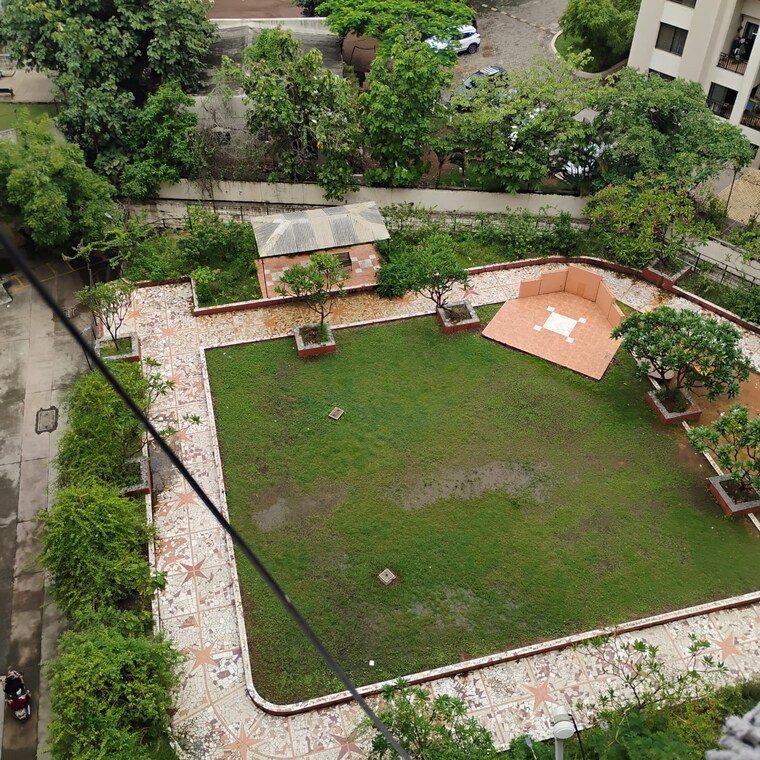 Garden, ratan-prestige 2 Bedroom 952 Sq.Ft. Apartment In Kharadi Pune 9640331