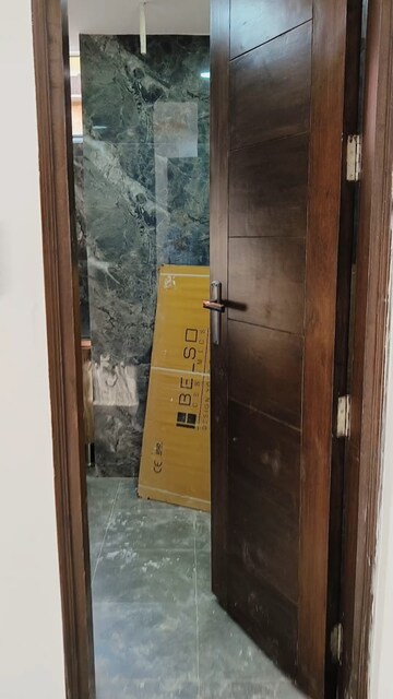 Bathroom in 3 BHK Apartment at Sector 10 Dwarka – for Rent