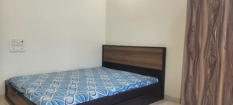 Bedroom, romell-umiya-grandeur 2 Bedroom 1215 Sq.Ft. Apartment In Goregaon East Mumbai 9640374