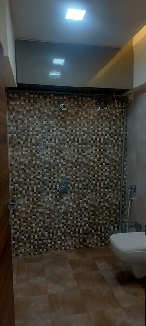 Furnished Amenities in 2 BHK Apartment at Romell Umiya Grandeur, Goregaon East – for Rent