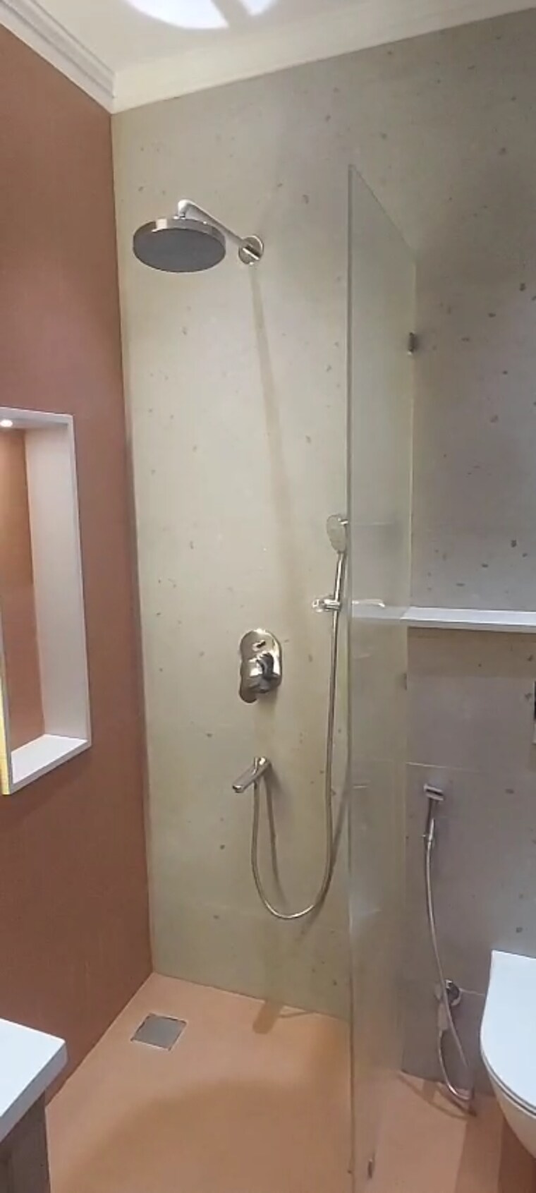 Bathroom, vasant kunj 4 Bedroom 2500 Sq.Ft. Apartment In Vasant Kunj Delhi 9640397