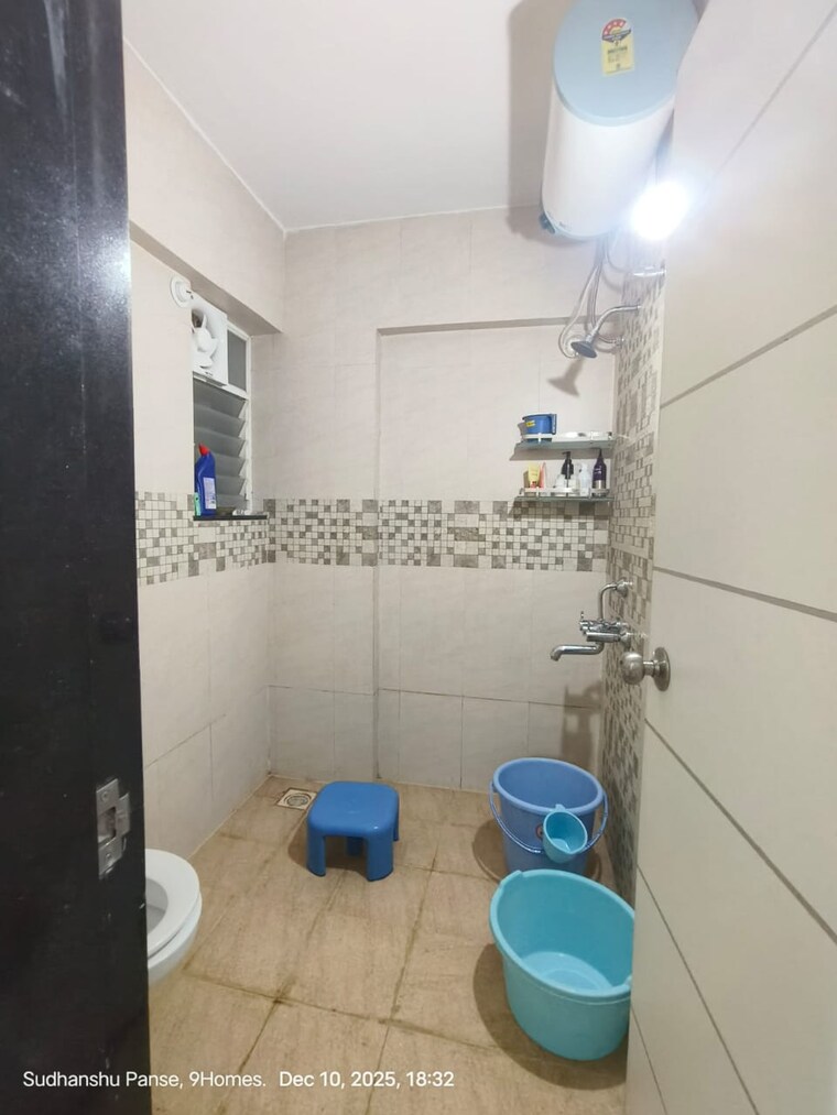Bathroom, sinhagad road 2 Bedroom 1100 Sq.Ft. Apartment In Sinhagad Road Pune 9640408