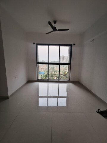 Room in 1 BHK Apartment at Lodha Lakeshore Greens, Dombivli East – for Sale