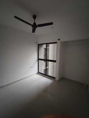 Room in 1 BHK Apartment at Lodha Lakeshore Greens, Dombivli East – for Sale