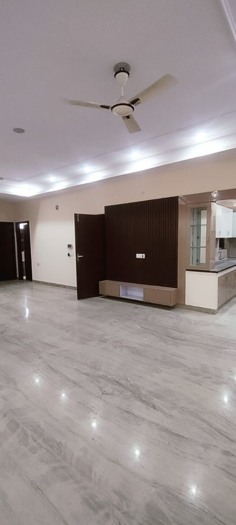 Room, sector 37 4 Bedroom 2250 Sq.Ft. Builder Floor In Sector 37 Faridabad 9640424