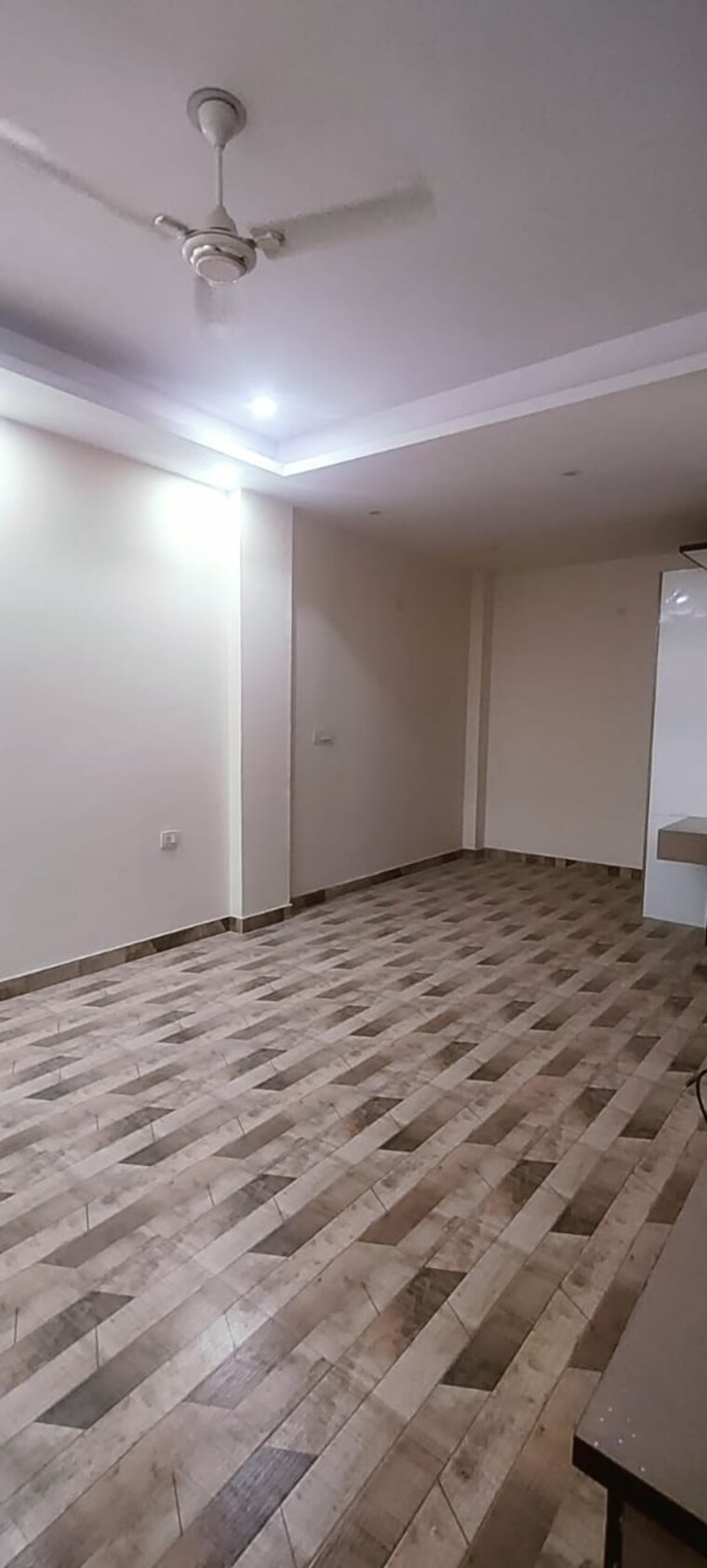 Room, sector 37 4 Bedroom 2250 Sq.Ft. Builder Floor In Sector 37 Faridabad 9640424