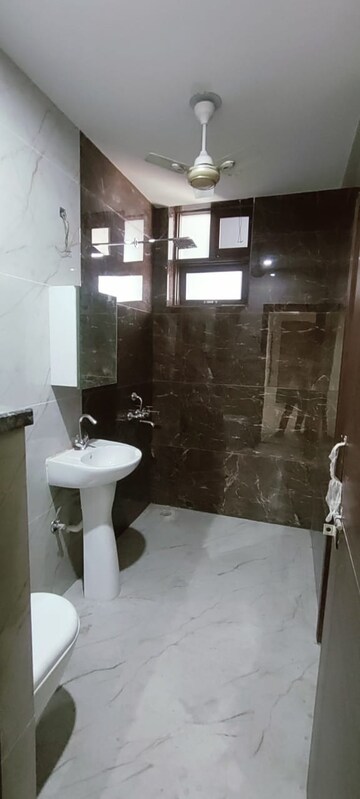 Bathroom in 4 BHK Builder Floor at Sector 37 – for Rent