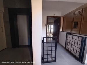 Room in 2 BHK Apartment at Bhide Bhadane Bhidewadi, Vadgaon Budruk – for Rent