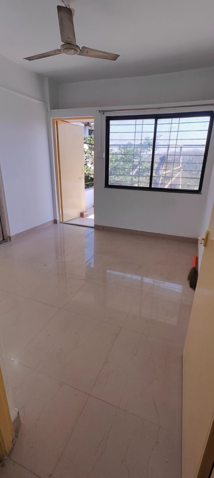 Master Bedroom, shiv-kalp-homes 2 Bedroom 1050 Sq.Ft. Apartment In Wadgaon Sheri Pune 9640438