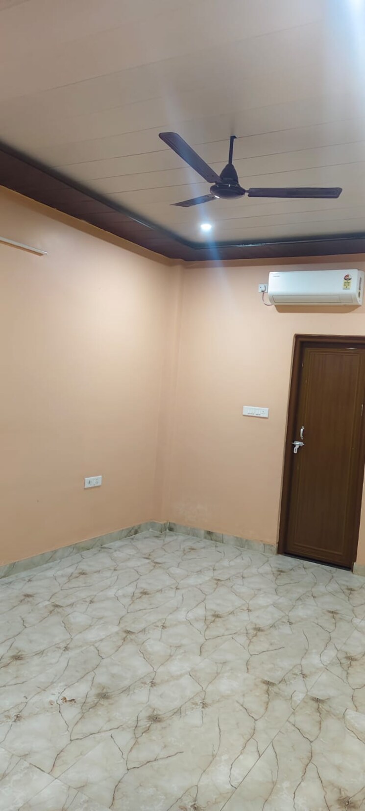 Room, gomti nagar 2 Bedroom 1250 Sq.Ft. Independent House In Gomti Nagar Lucknow 9640561