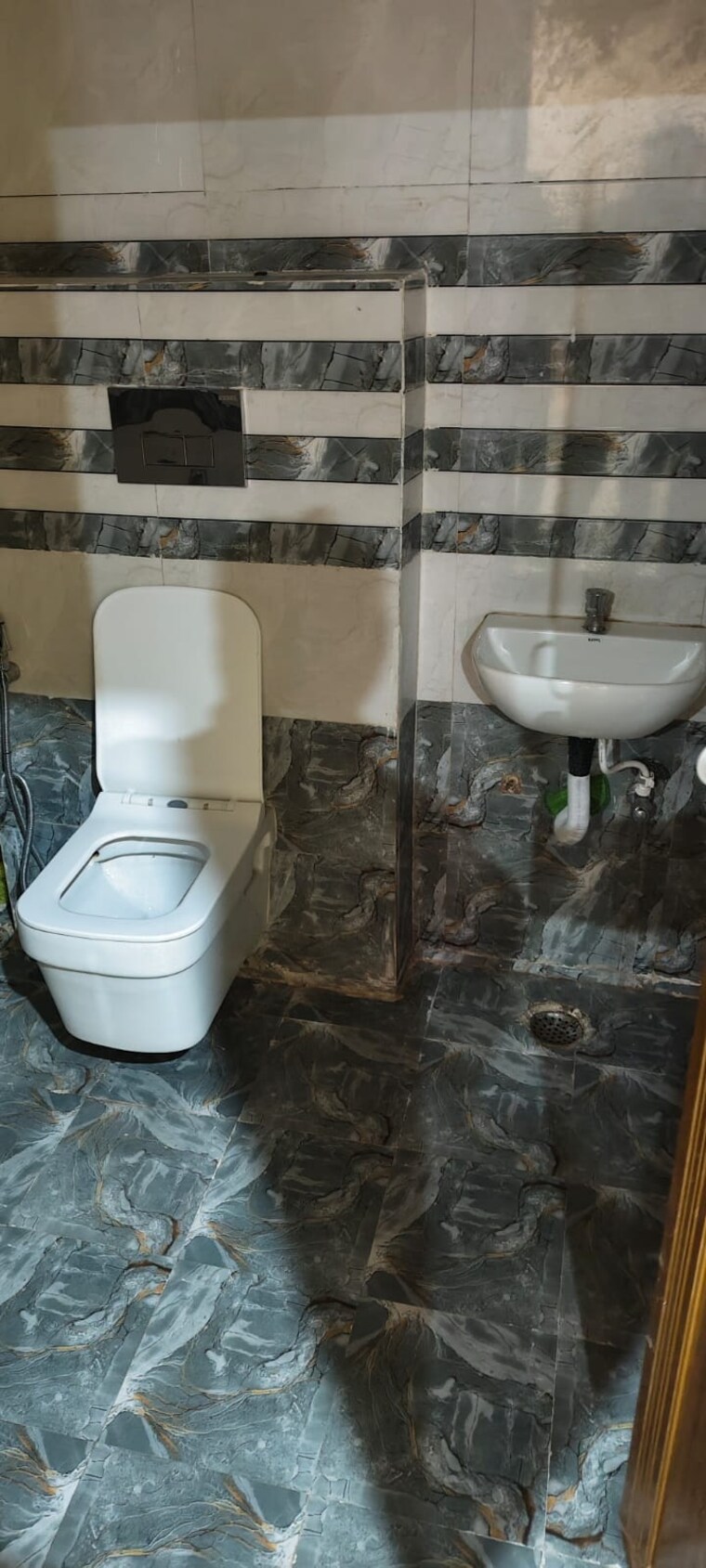 Bathroom, gomti nagar 2 Bedroom 1250 Sq.Ft. Independent House In Gomti Nagar Lucknow 9640561