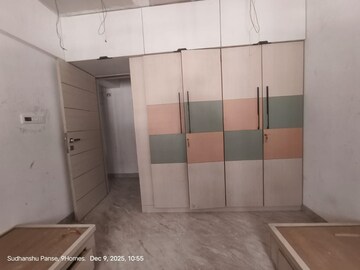 Room in 2 BHK Apartment at Vadgaon Budruk – for Rent
