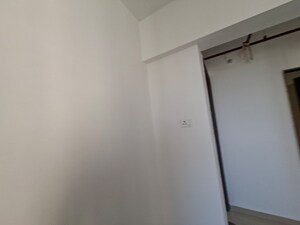 2 BHK Apartment For Rent in Raunak Unnathi Greens, Kasarvadavali