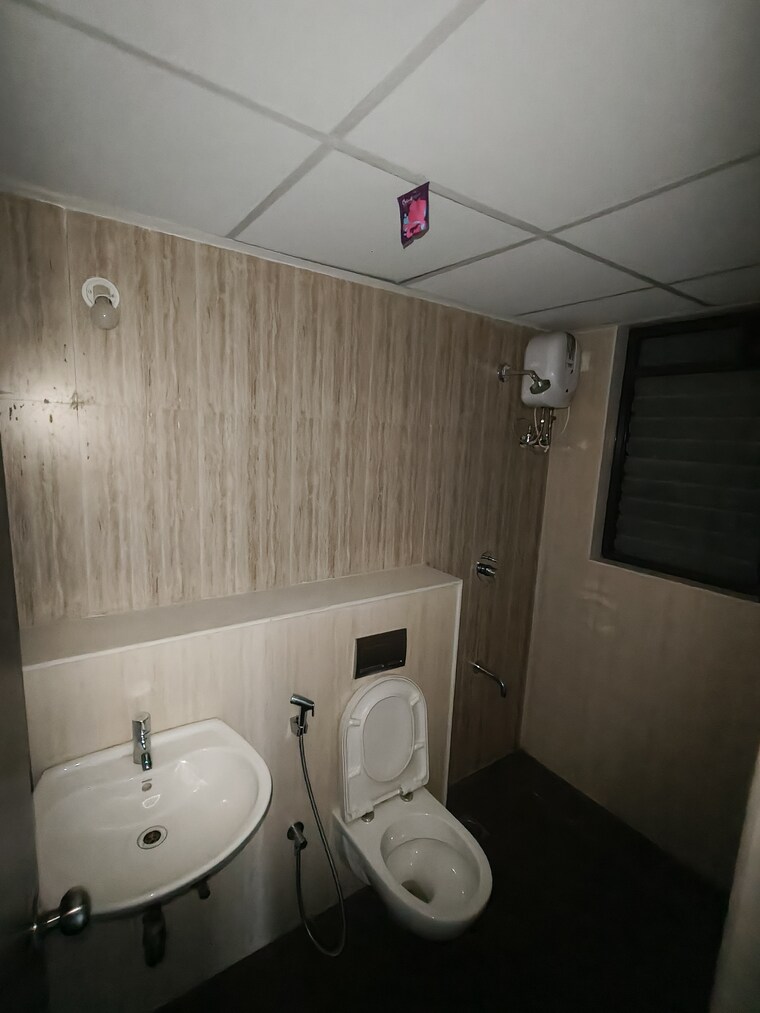 Bathroom, lodha-downtown 1 Bedroom 450 Sq.Ft. Apartment In Dombivli East Thane 9640475