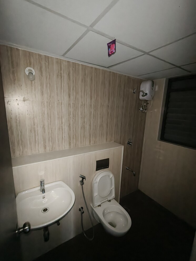 Bathroom, lodha-downtown 1 Bedroom 450 Sq.Ft. Apartment In Dombivli East Thane 9640475