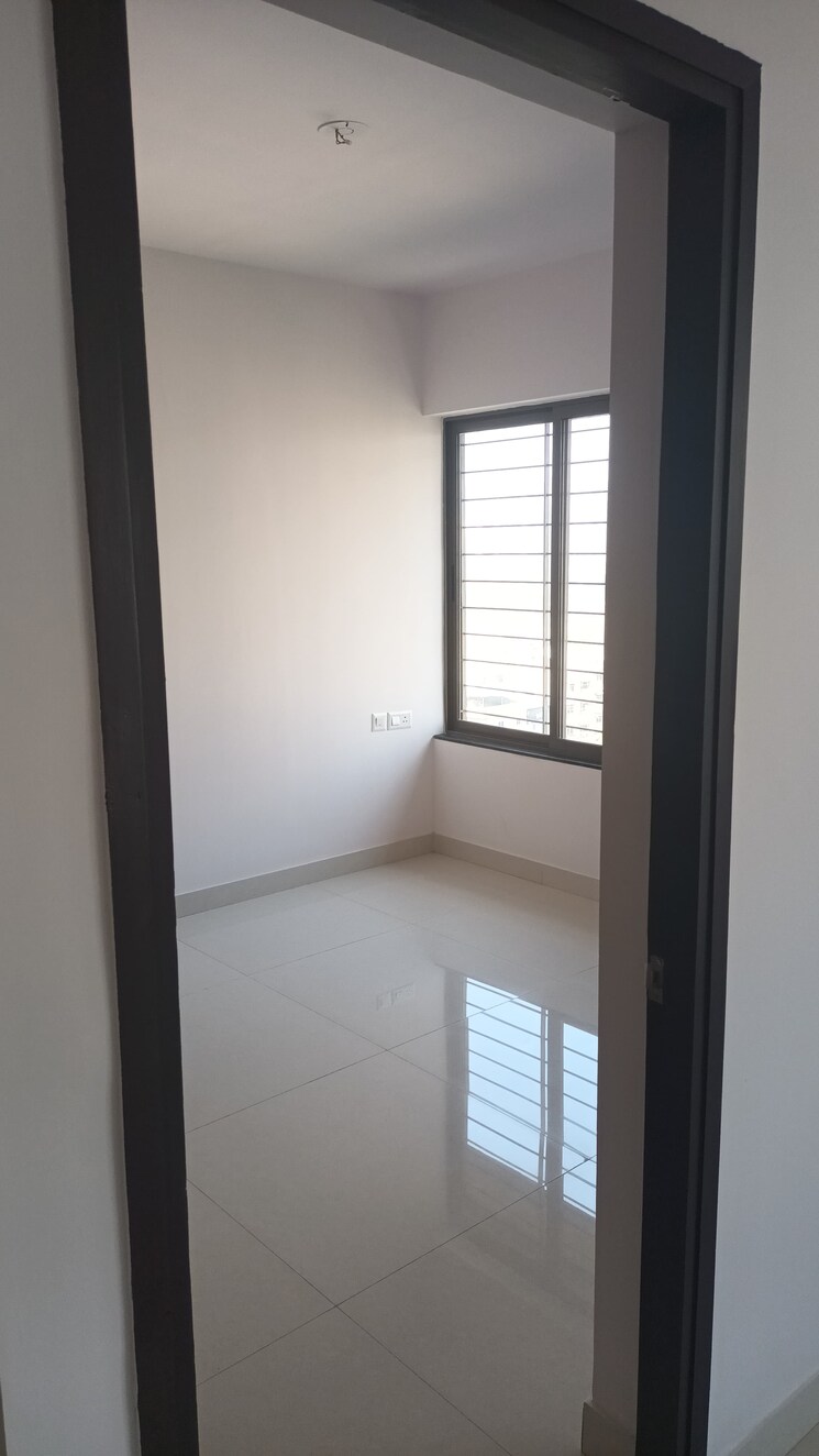 Room, puranik-hometown 1 Bedroom 450 Sq.Ft. Apartment In Ghodbunder Road Thane 9640519