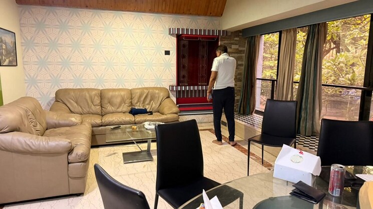 Team Area, bandra west 3 Bedroom 1100 Sq.Ft. Apartment In Bandra West Mumbai 9640522