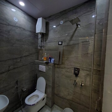 Master Bedroom in 1 BHK Builder Floor at Uttam Nagar – for Rent