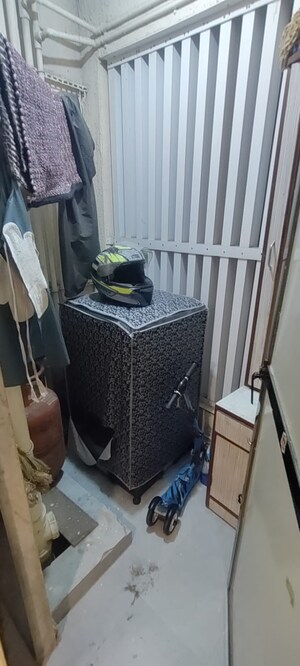 Team Area in 1 BHK Apartment at Rosa Gardenia, Ghodbunder Road – for Rent