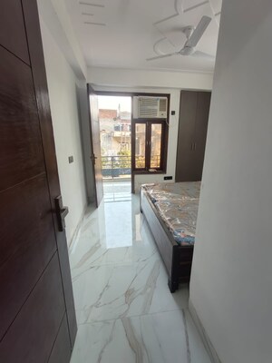 1 BHK Builder Floor For Rent in Saket