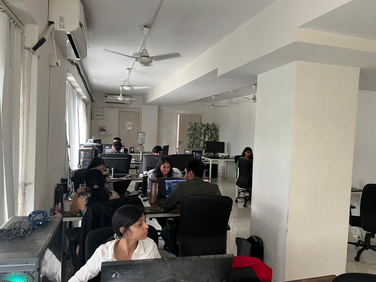 Team Area, elite-colossal Commercial Office Space 1141 Sq.Ft. In Shivajinagar Pune 9640571