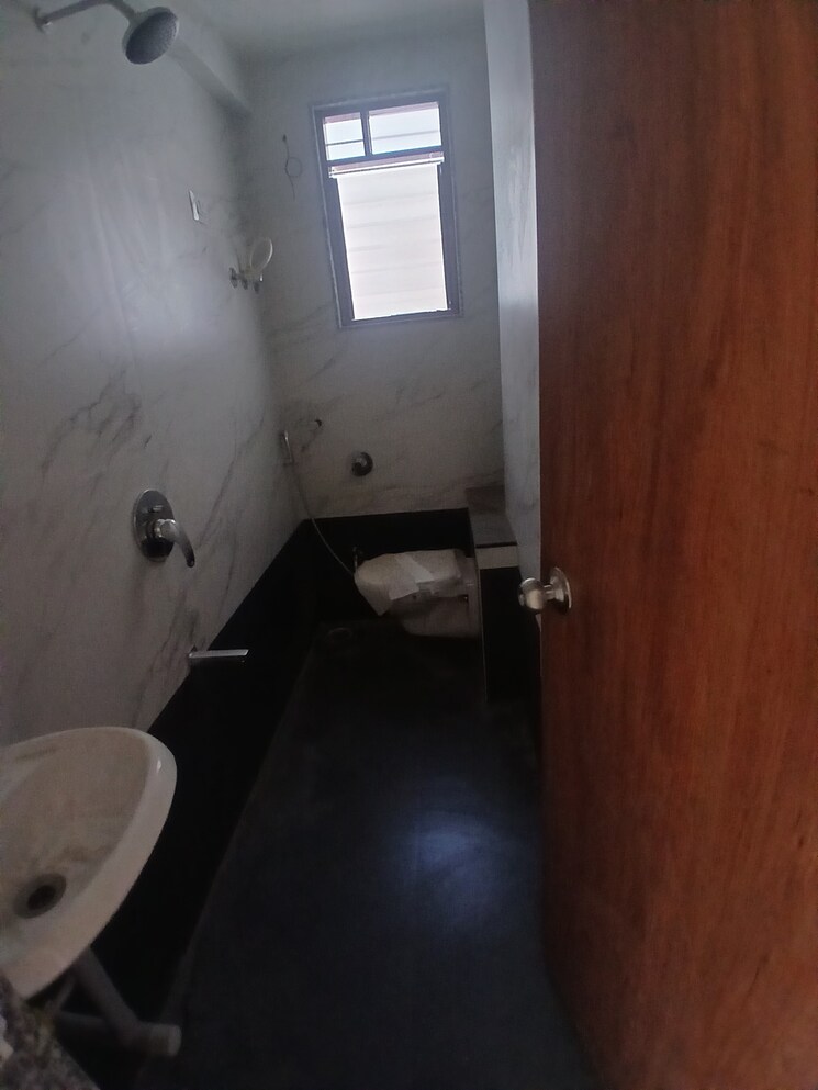 Attached Bathroom, rameshwar nagar 3 Bedroom 1850 Sq.Ft. Apartment In Rameshwar Nagar Nashik 9640595