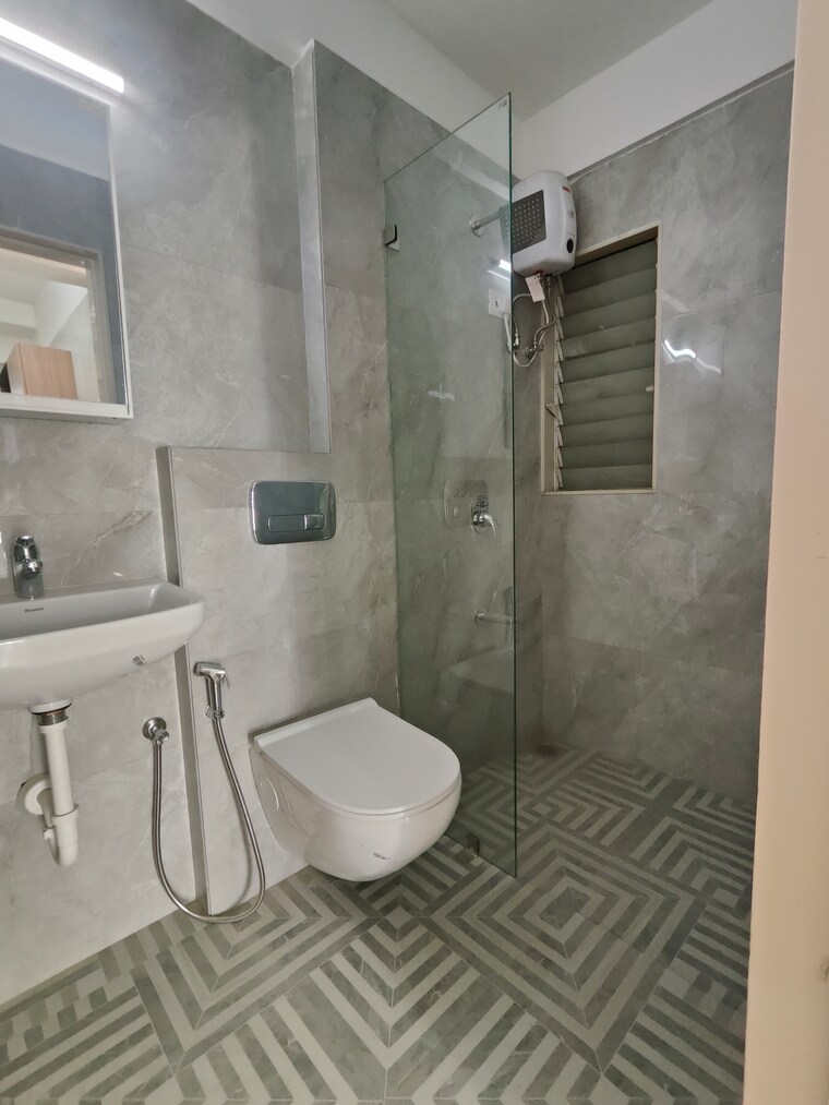 Bathroom, vasai west 2 Bedroom 735 Sq.Ft. Apartment In Vasai West Palghar 9640630