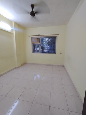 Room in 2 BHK Apartment at Sapta Green Acres I, Ghodbunder Road – for Rent